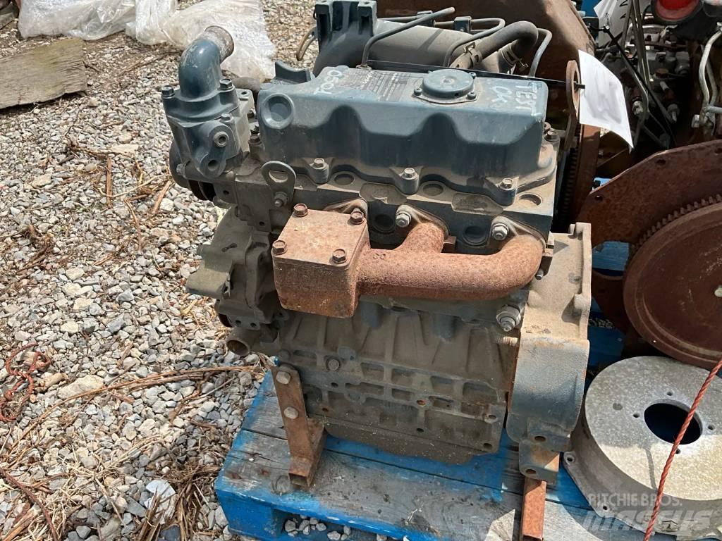 Kubota D 1703 Двигатели