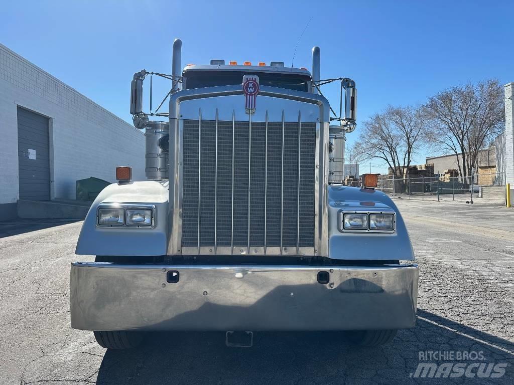 Kenworth W 900 L Седельные тягачи