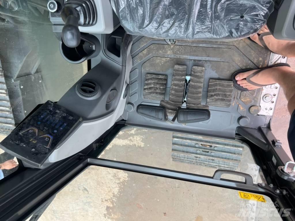 XCMG XE200GH Гусеничные экскаваторы