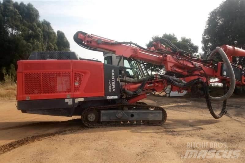 Sandvik DP1500i Буровые вышки