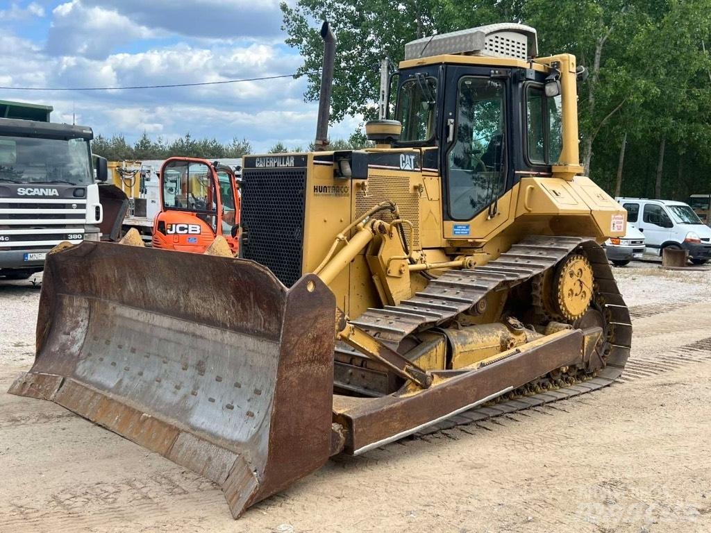 CAT D 6 M Гусеничные бульдозеры