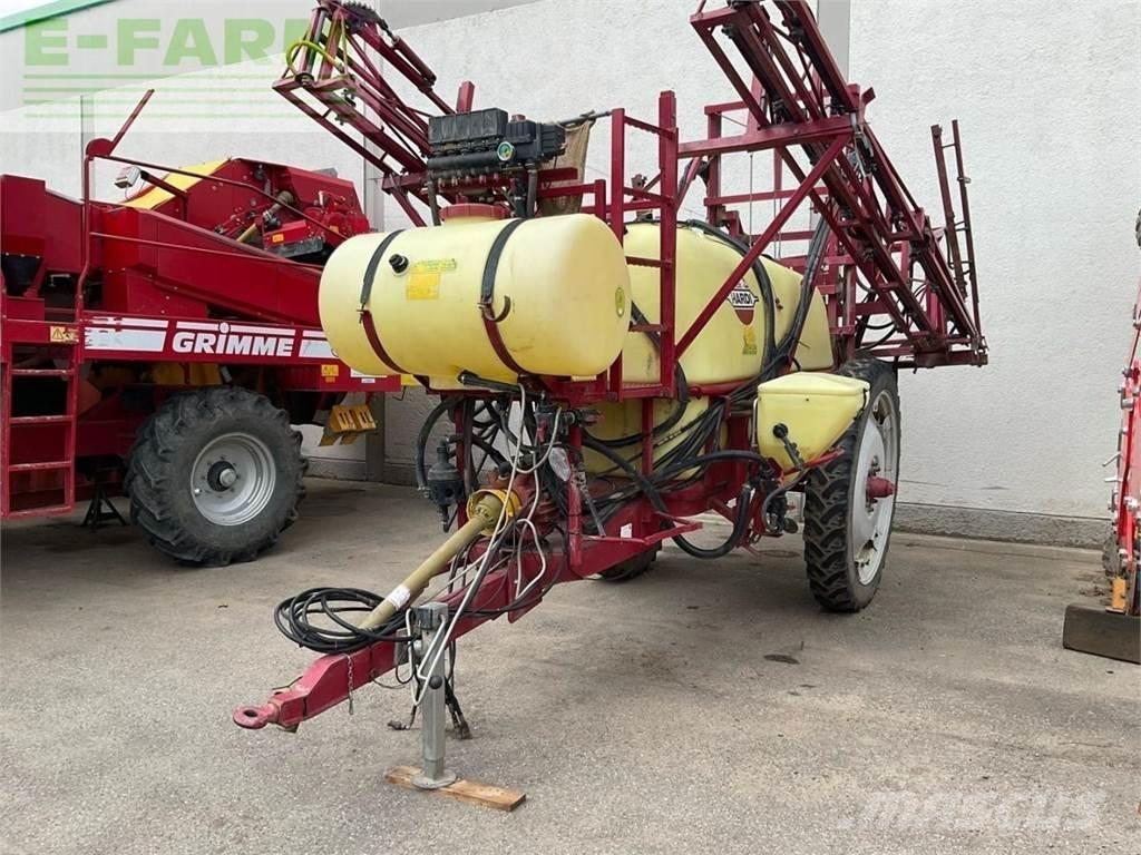 Hardi Commander Прицепные опрыскиватели