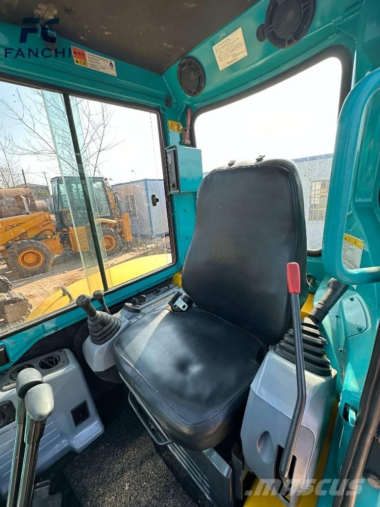 Kubota KX 155 Гусеничные экскаваторы