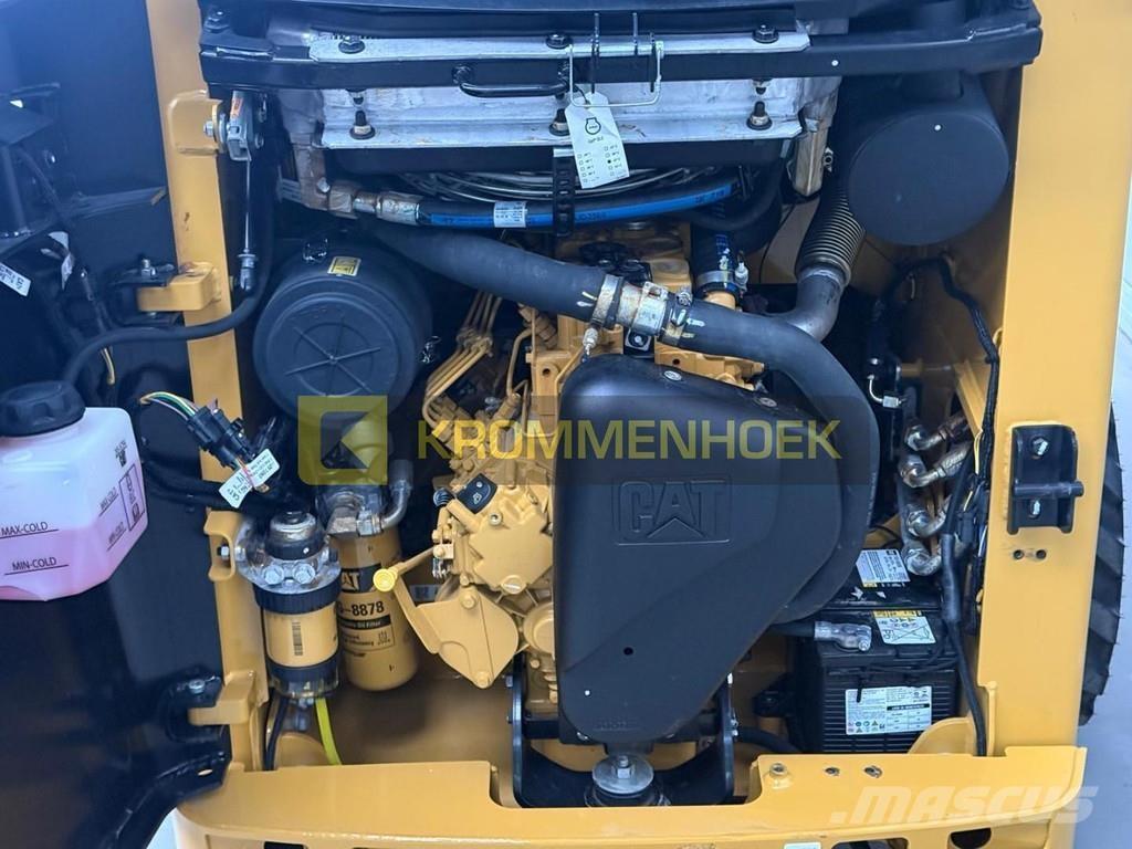 CAT 216 B3 Мини-погрузчики