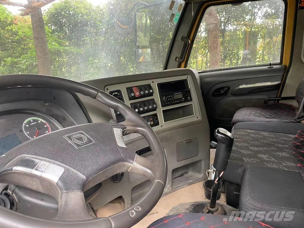 XCMG XCT100 Автокраны