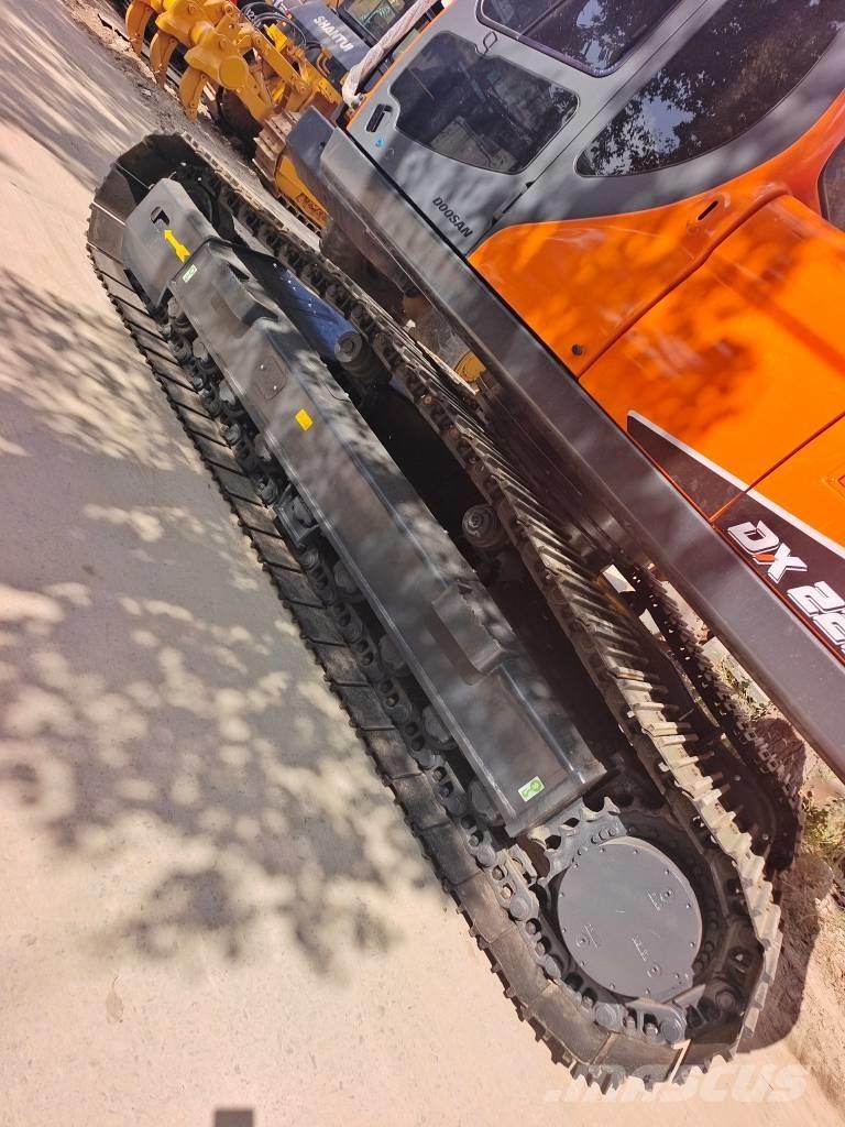 Doosan DX 225LC-9C Гусеничные экскаваторы