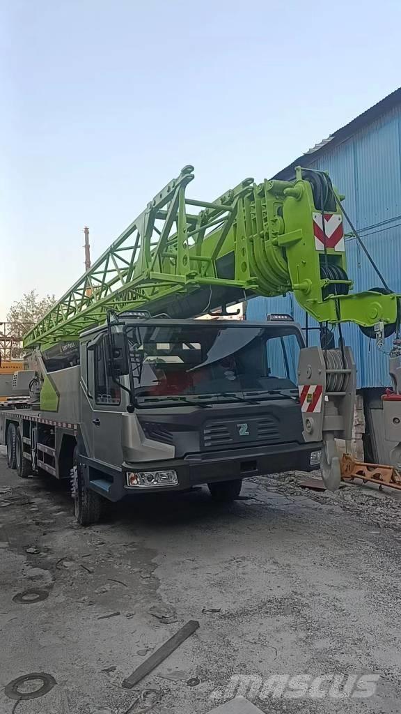 Zoomlion 25吨 Автокраны