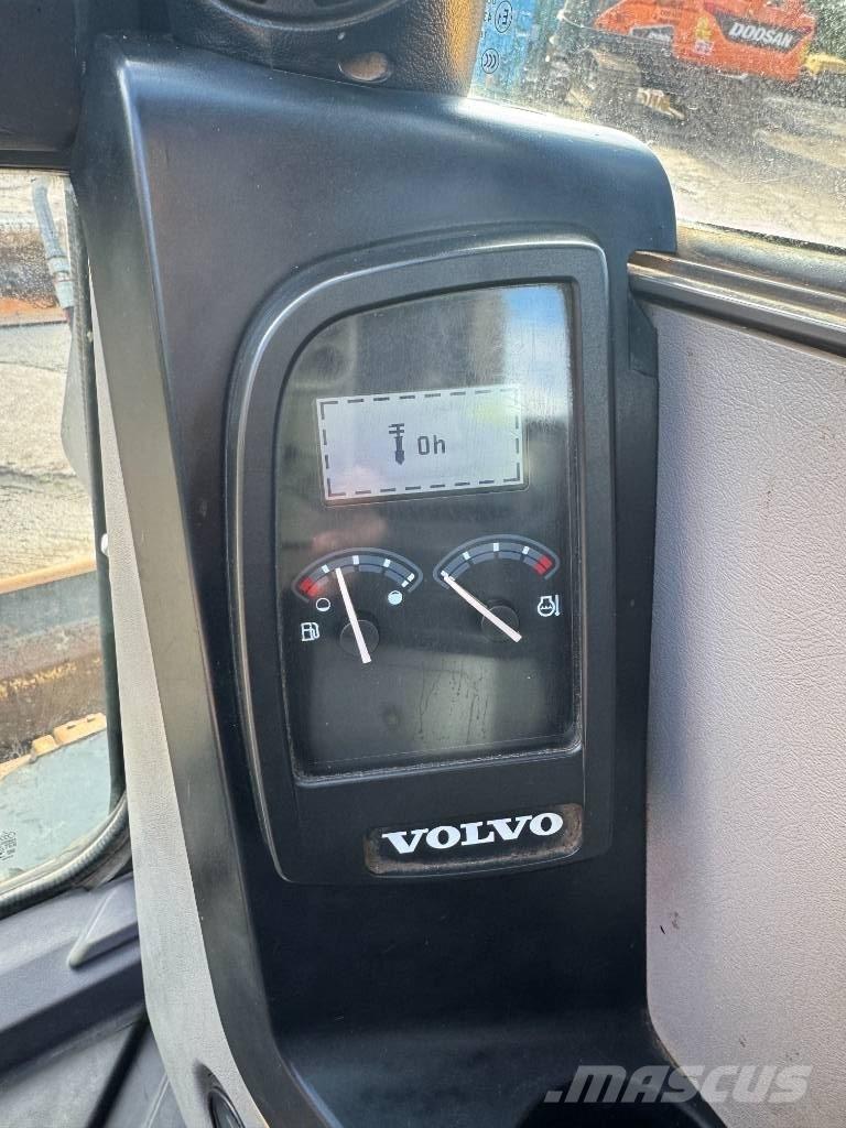 Volvo ECR 88 D Малые экскаваторы 7т-12т