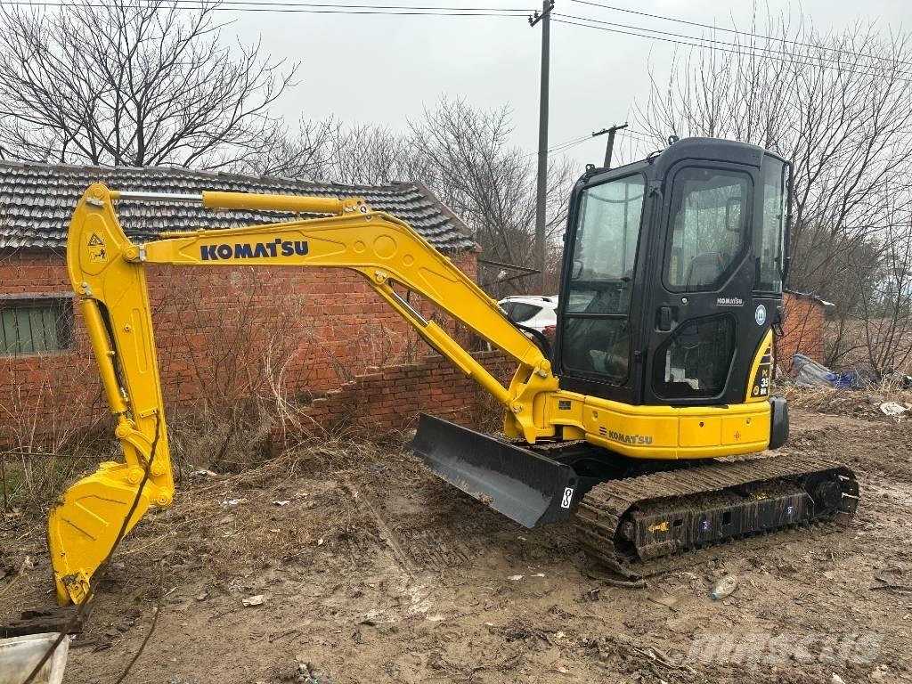 Komatsu PC 35 MR Гусеничные экскаваторы