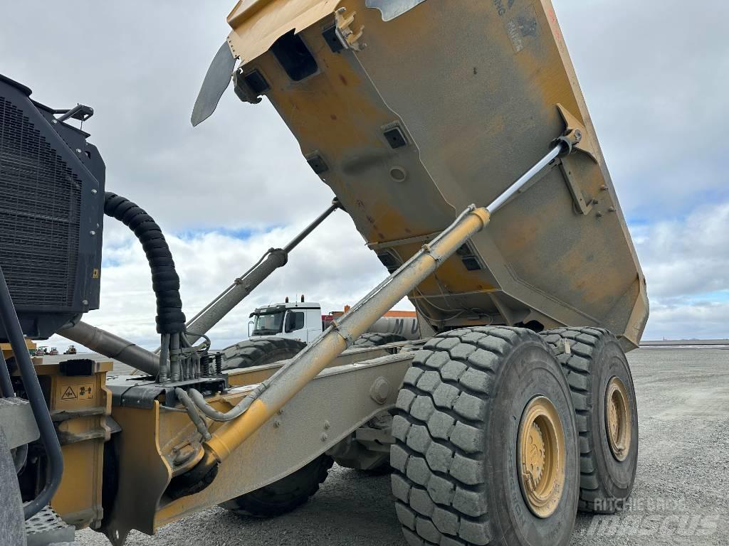Bell B 45 E Карьерные самосвалы