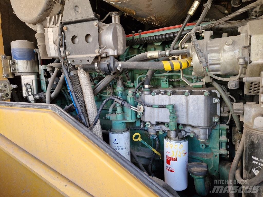 Volvo L 120 F Фронтальные погрузчики