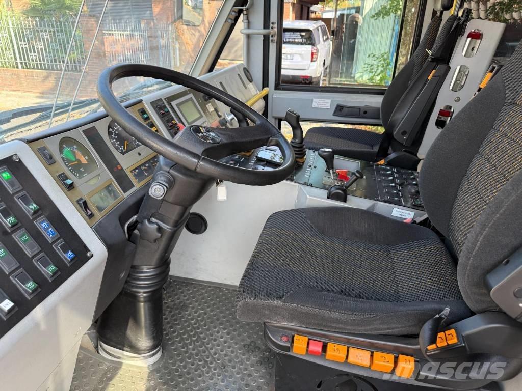 MAN X 1000 , 8 x 8 Пожарные машины