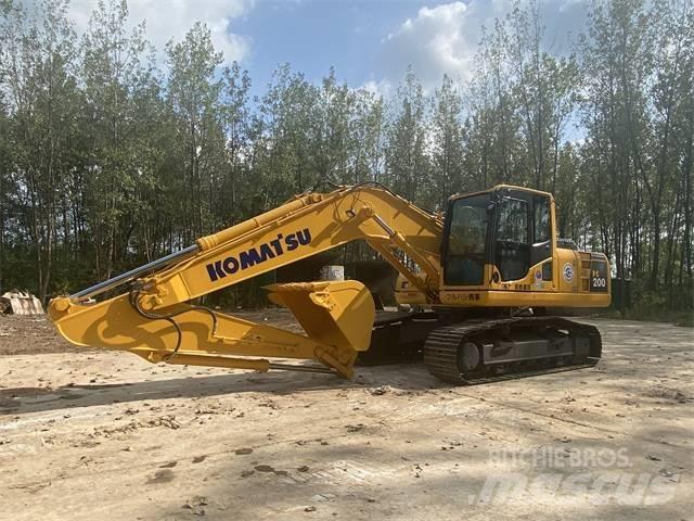 Komatsu PC200-8 Гусеничные экскаваторы