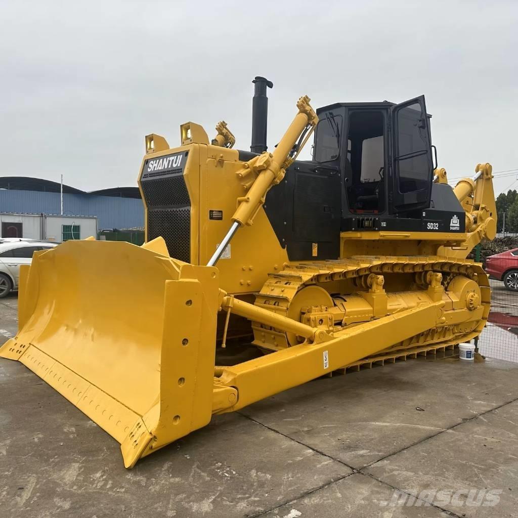 Shantui SD32 Гусеничные бульдозеры