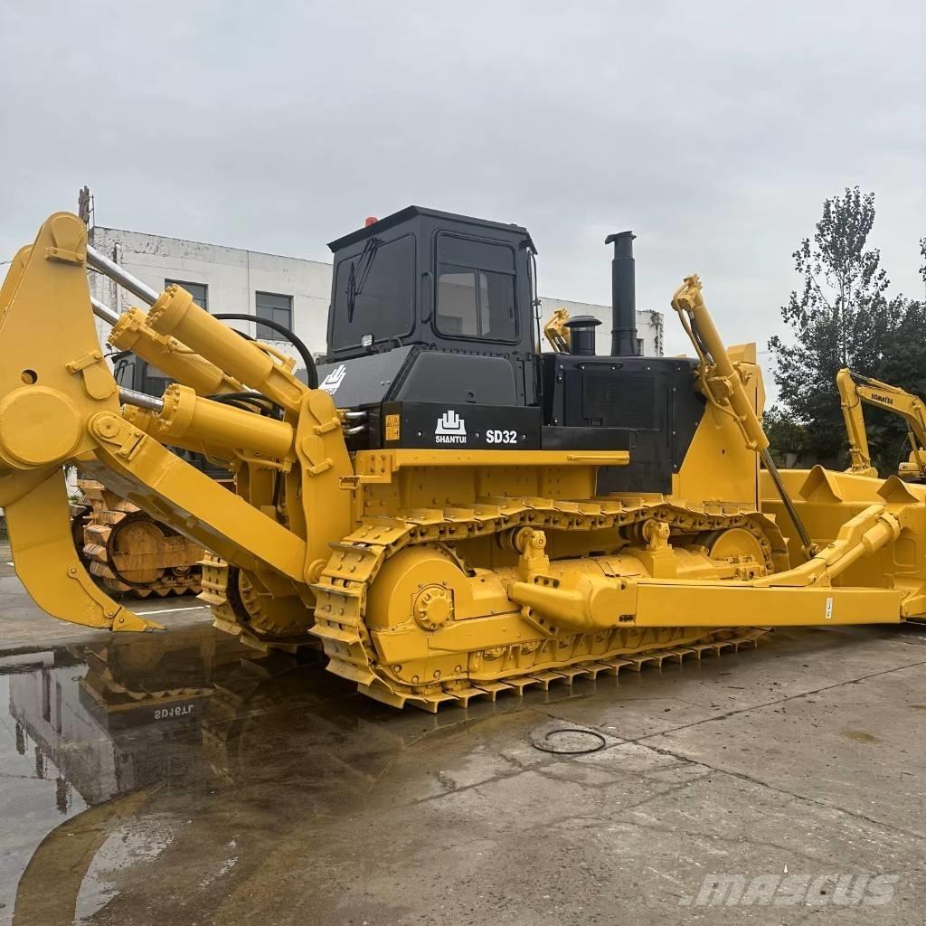 Shantui SD32 Гусеничные бульдозеры