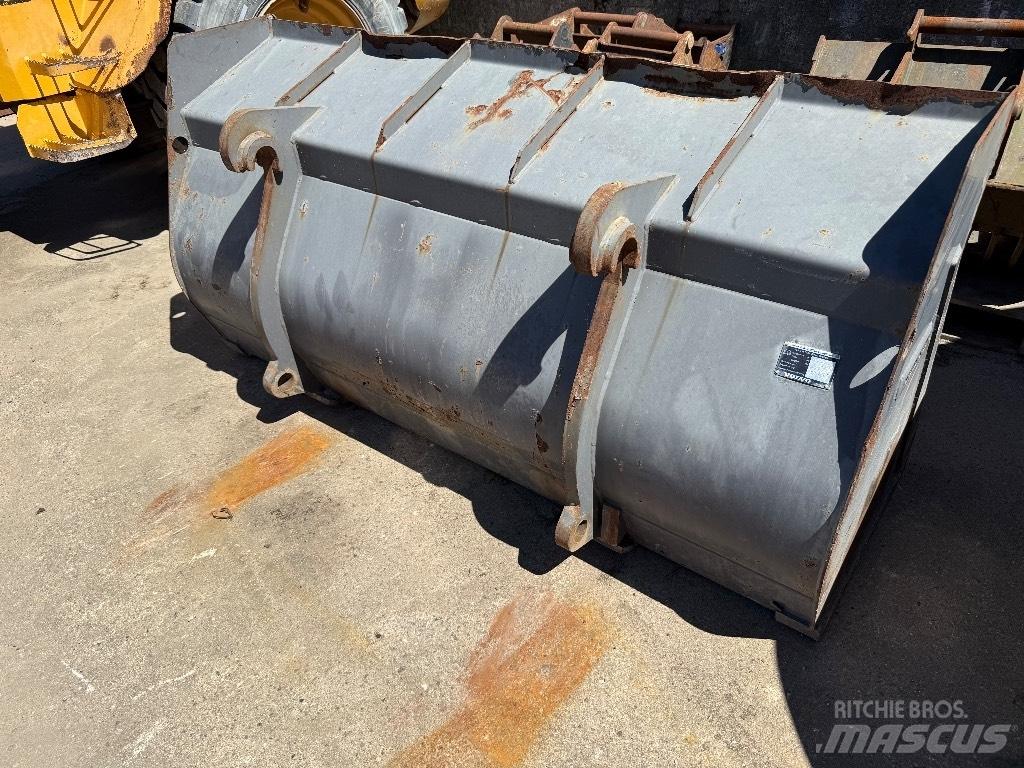 Volvo L 45 B Фронтальные погрузчики