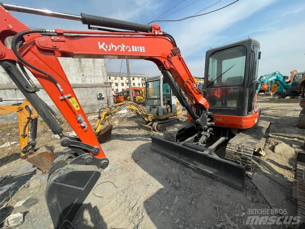 Kubota U35 Мини-экскаваторы