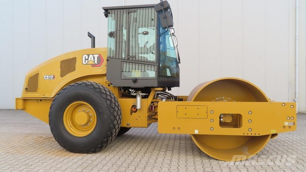 CAT CS12 Грунтовые катки