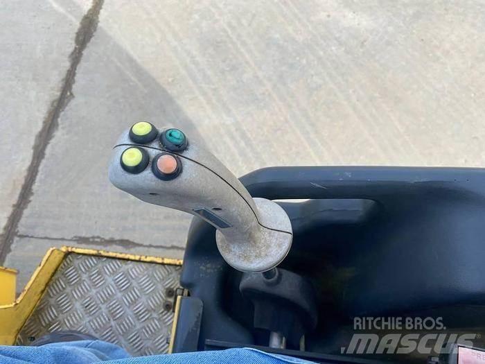 Bomag BW 80 AD-5 Катки тротуарные