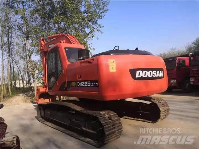 Doosan DH225 Гусеничные экскаваторы