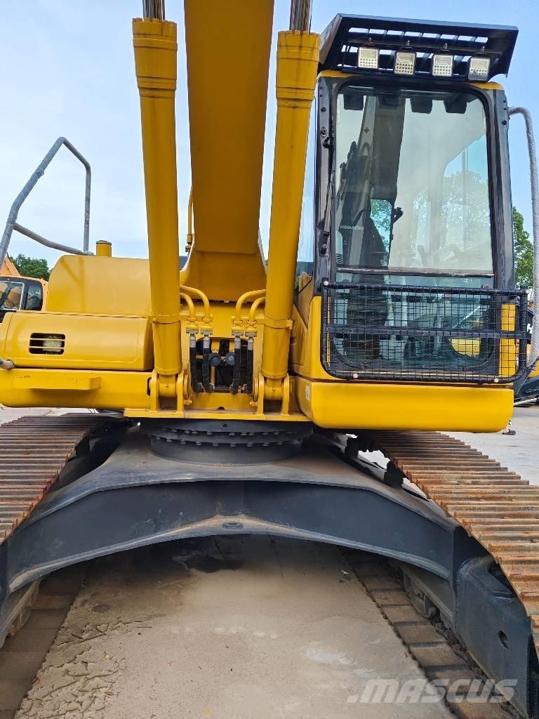 Komatsu PC 220-7 Гусеничные экскаваторы
