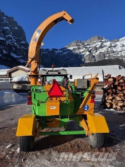 Heizohack HM 5-300 Дробилки древесины