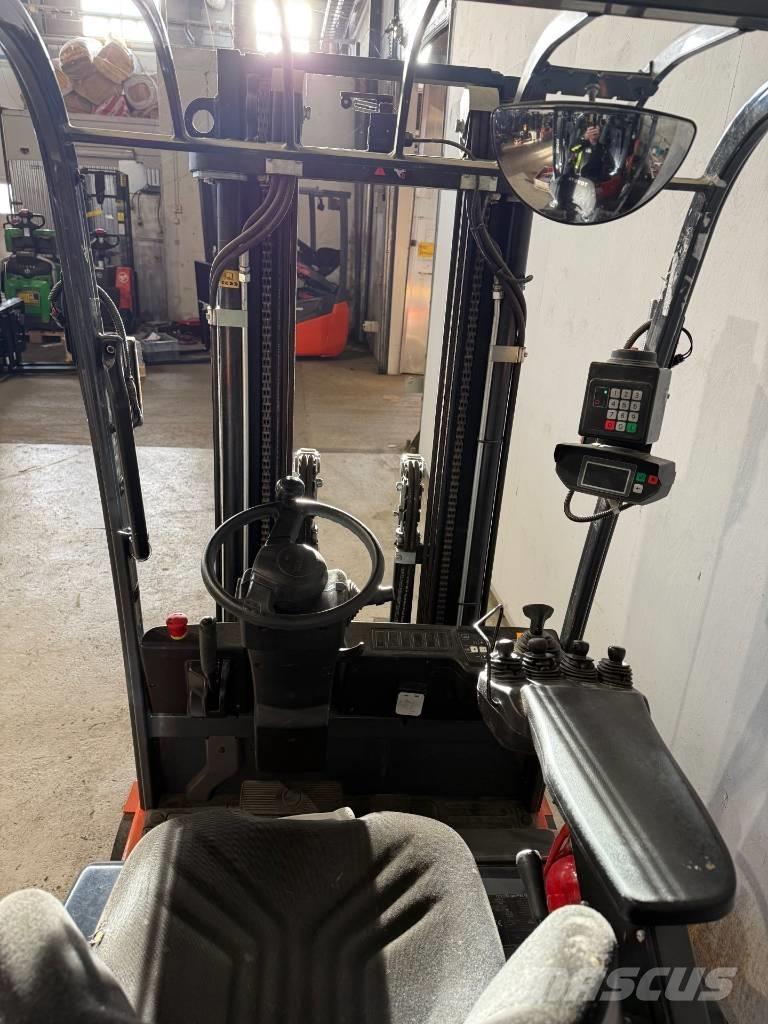 Toyota truck 7BEST15 Электропогрузчики