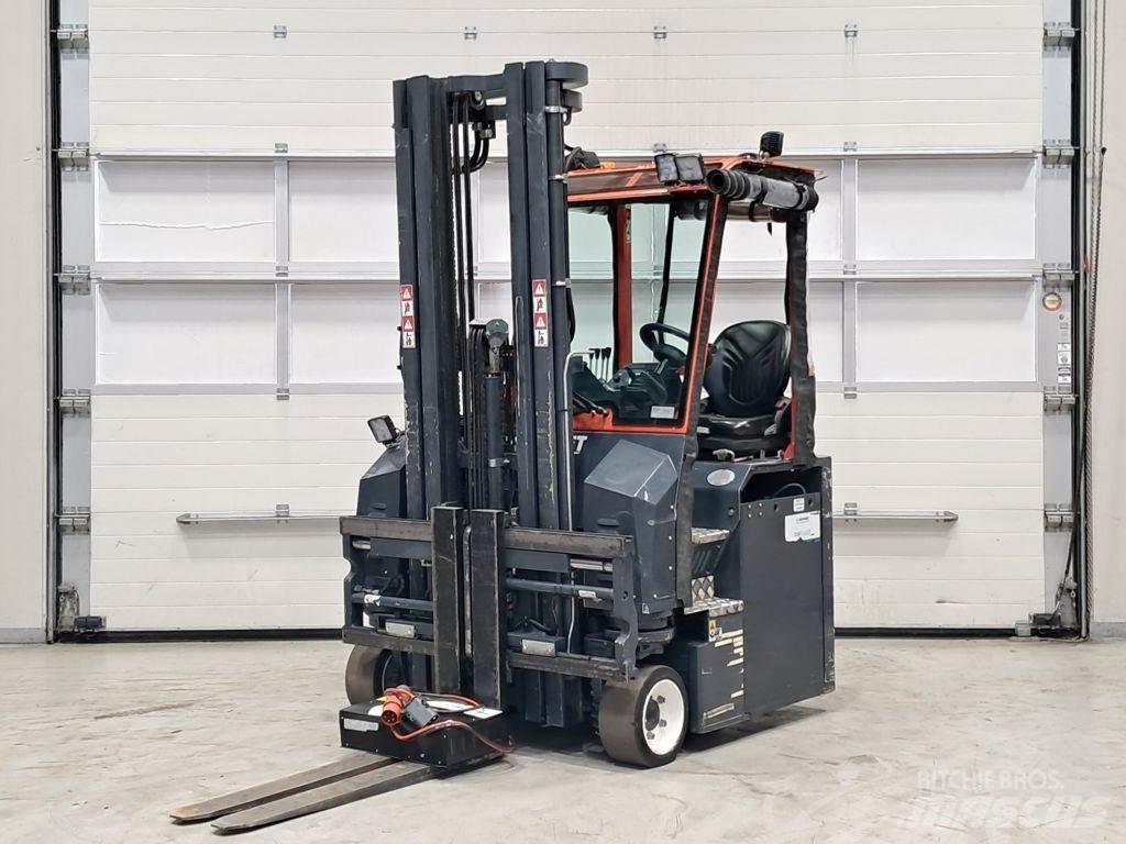 Combilift CBE2500 Боковые погрузчики