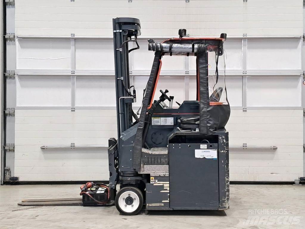 Combilift CBE2500 Боковые погрузчики