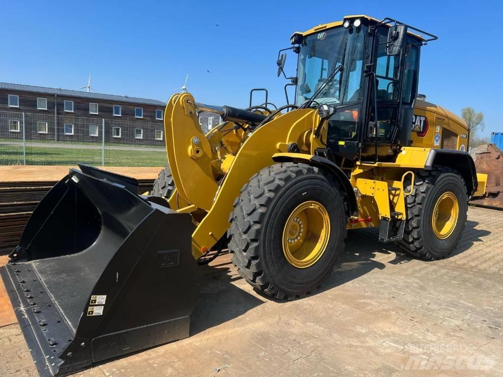 CAT 926M Фронтальные погрузчики