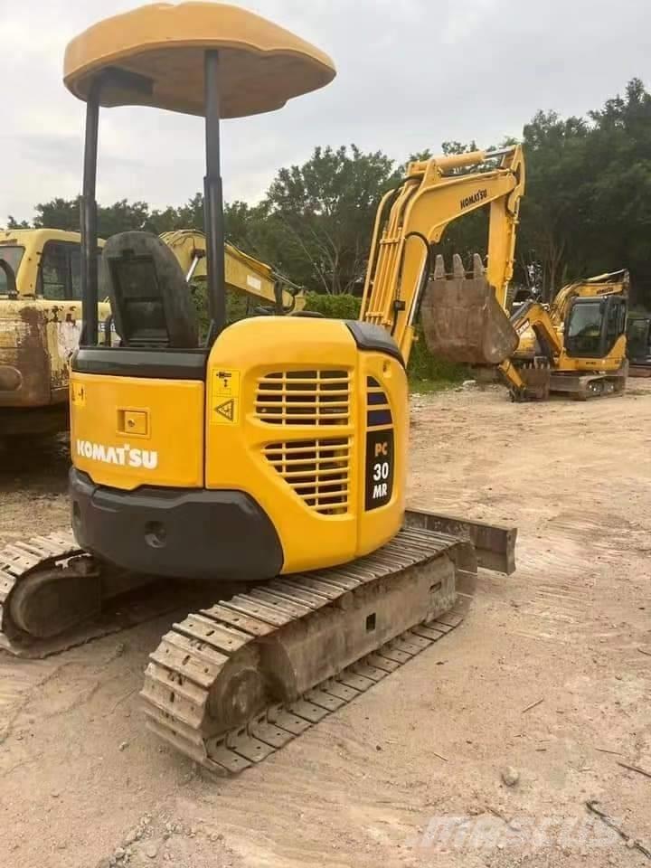 Komatsu PC 30 Гусеничные экскаваторы