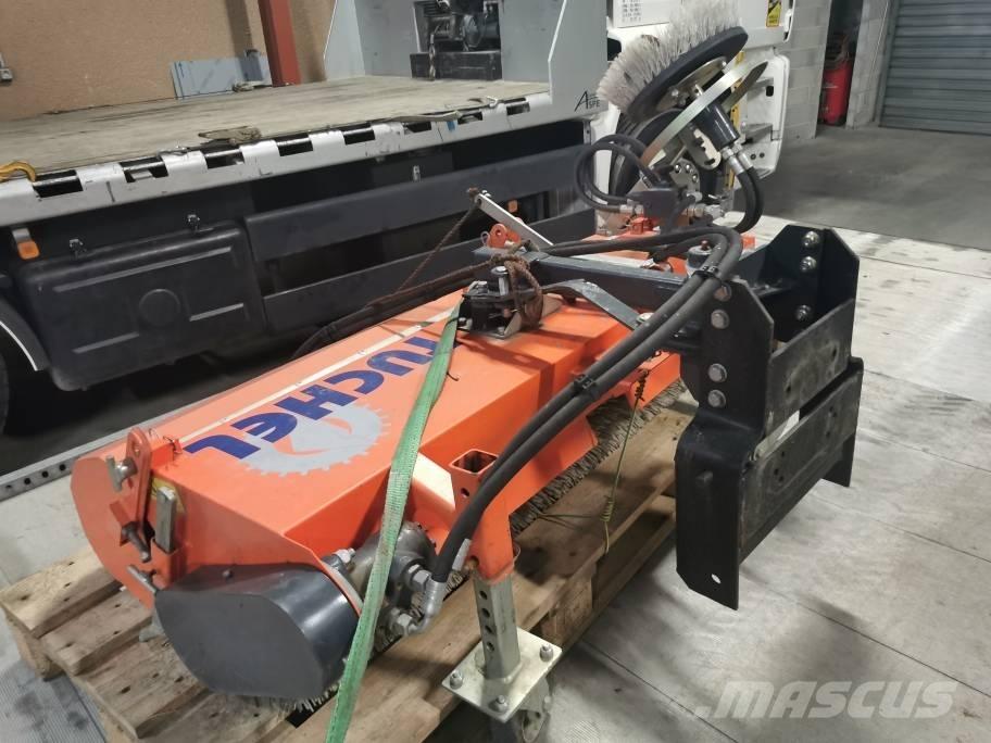 Tuchel Simplex 135HD Вакуумные уборочные машины