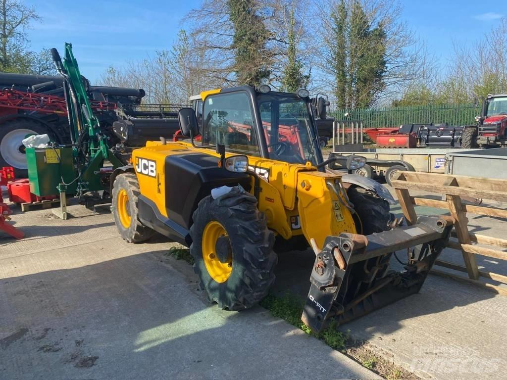 JCB 525-60 Сельскохозяйственные телескопические погрузчики
