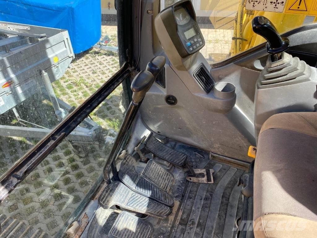 New Holland E 215 Гусеничные экскаваторы