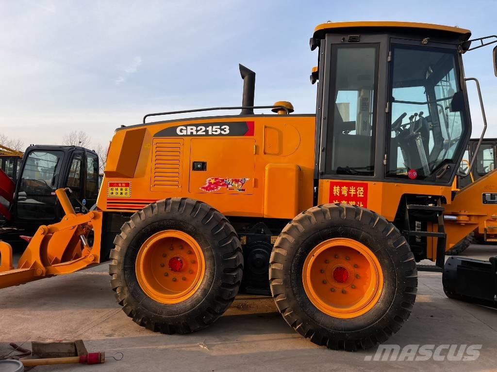 XCMG GR 2153 Колесные бульдозеры