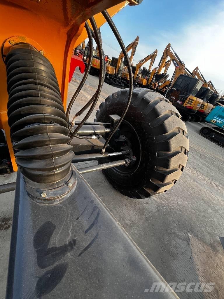 XCMG GR 2153 Колесные бульдозеры