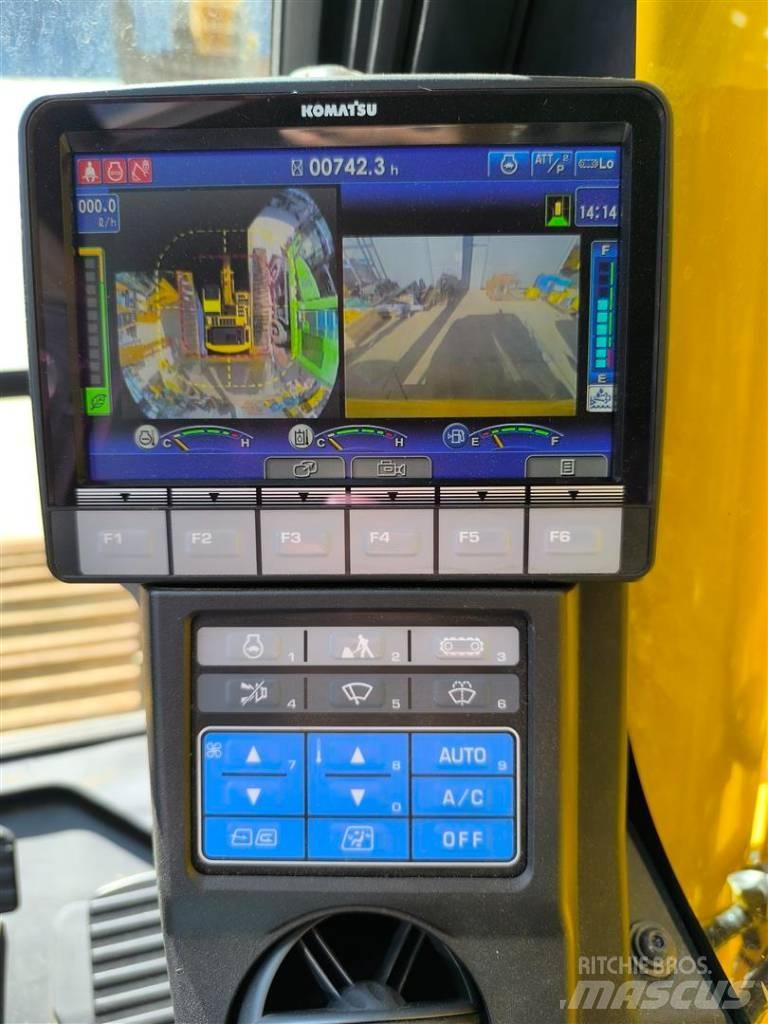 Komatsu PC 170 LC-11 Гусеничные экскаваторы