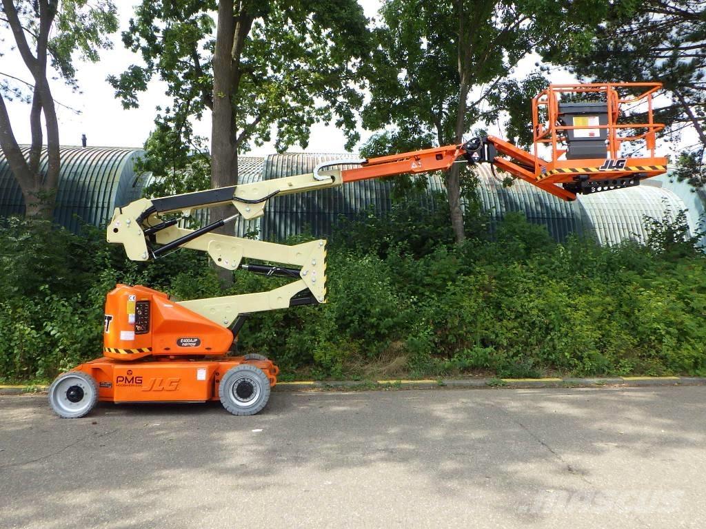 JLG E400AJPN Коленчатые подъемники