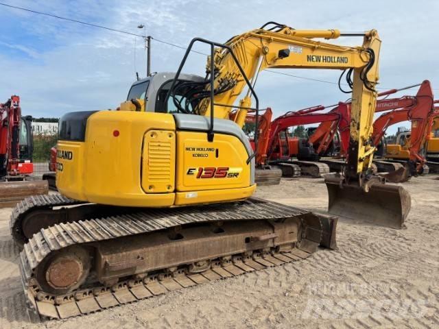 New Holland E 135 SR Гусеничные экскаваторы