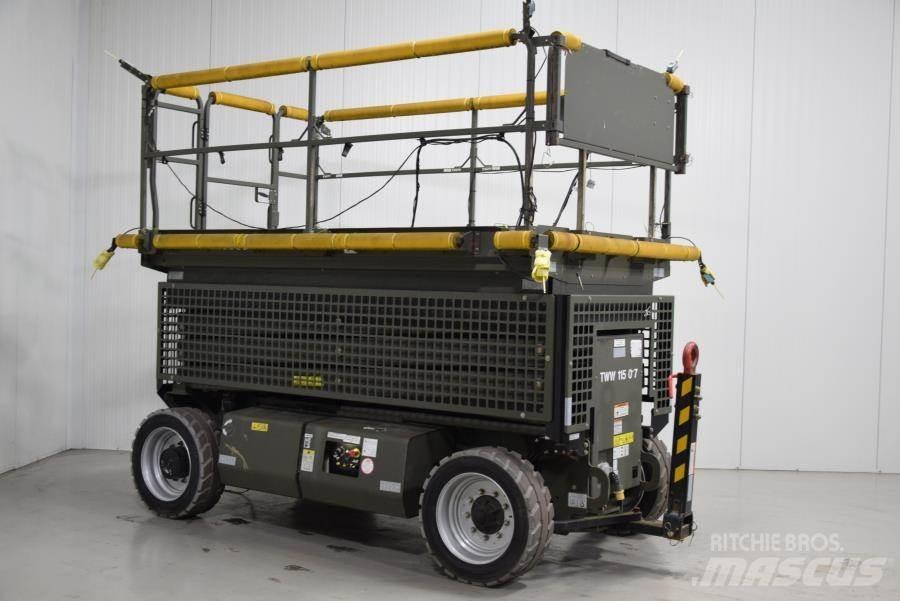 JLG M3369 Ножничные подъемники