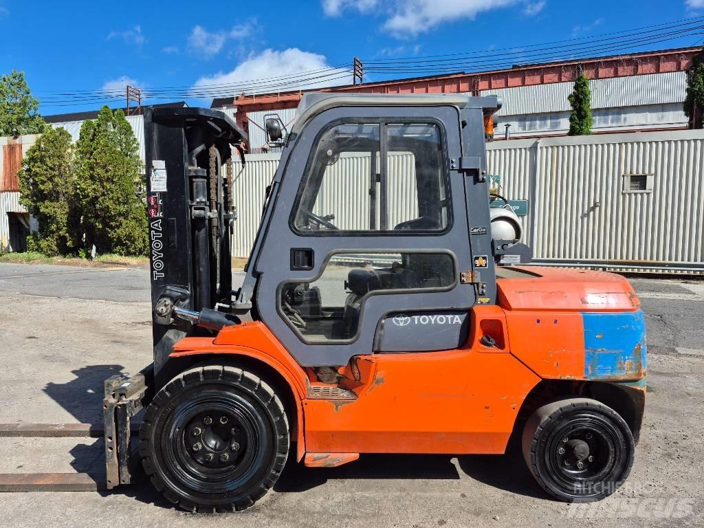 Toyota 7 FGCU 45 Другие складские механизмы