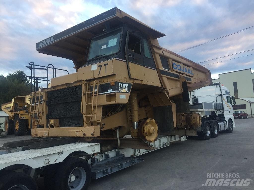 CAT 773E Карьерные самосвалы