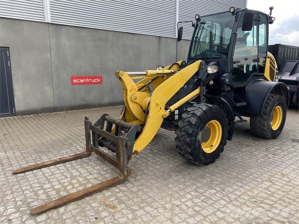Komatsu WA100-7 Многофункциональные сельскохозяйственные погрузчики
