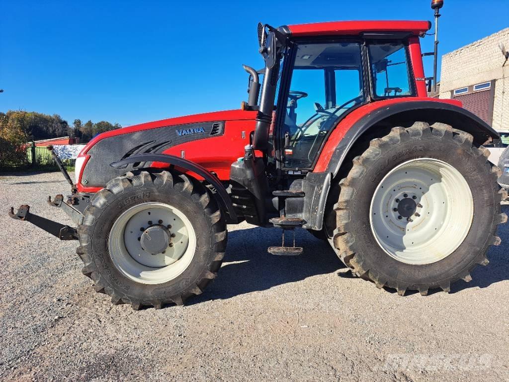 Valtra T 163 EV Трактора