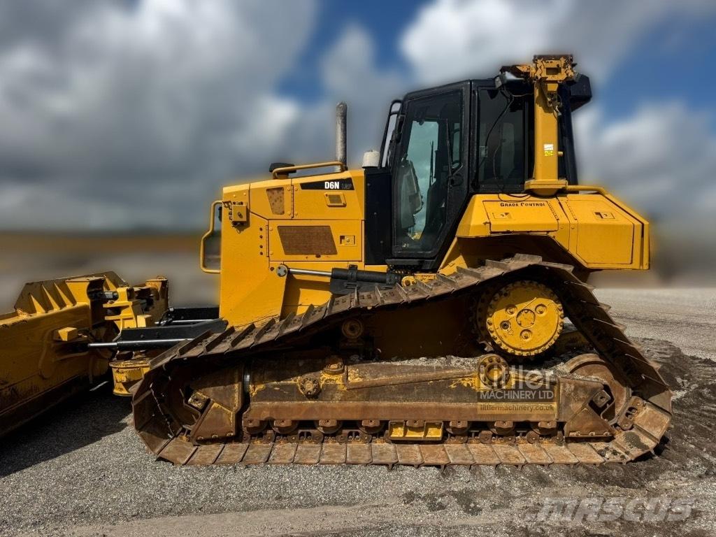 CAT D 6 N LGP Гусеничные бульдозеры