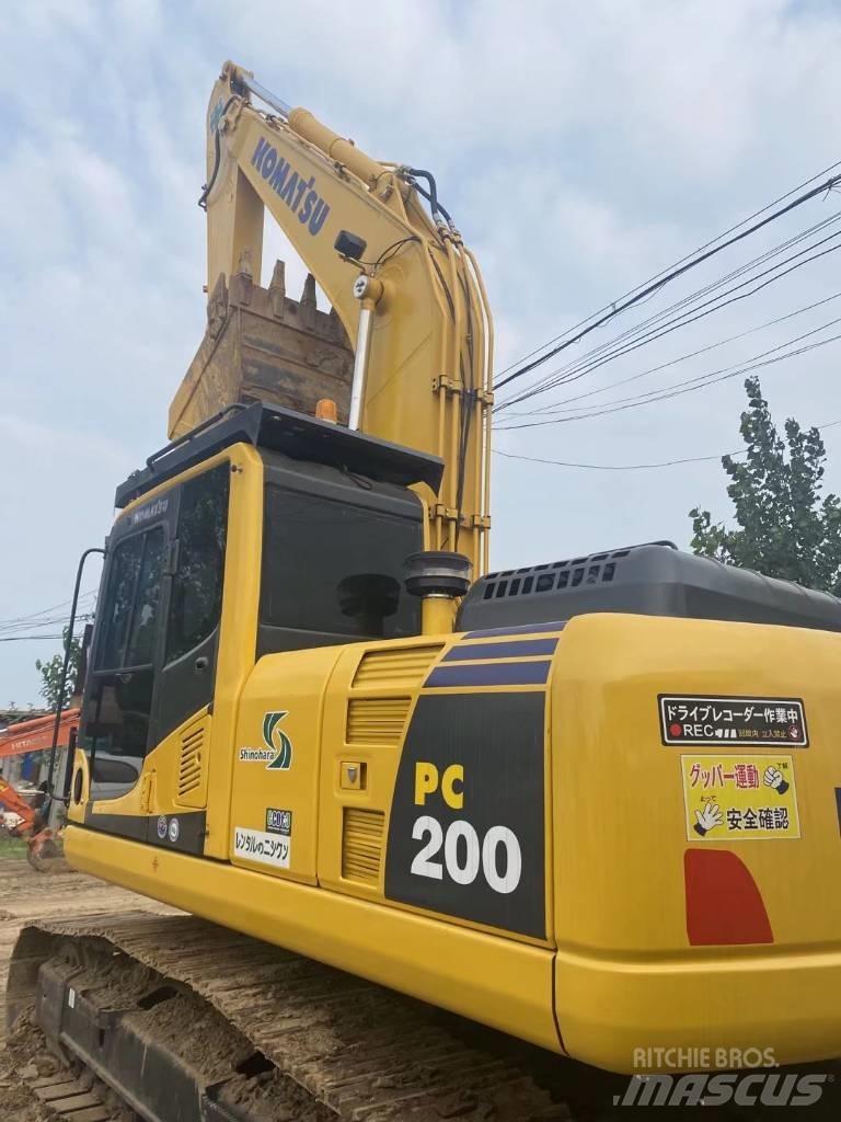 Komatsu pc200-8 Гусеничные экскаваторы