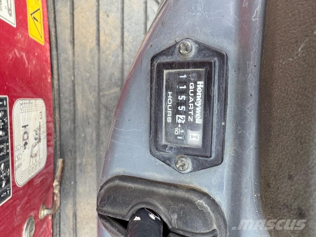 Yanmar SV08 (1D477) Мини-экскаваторы