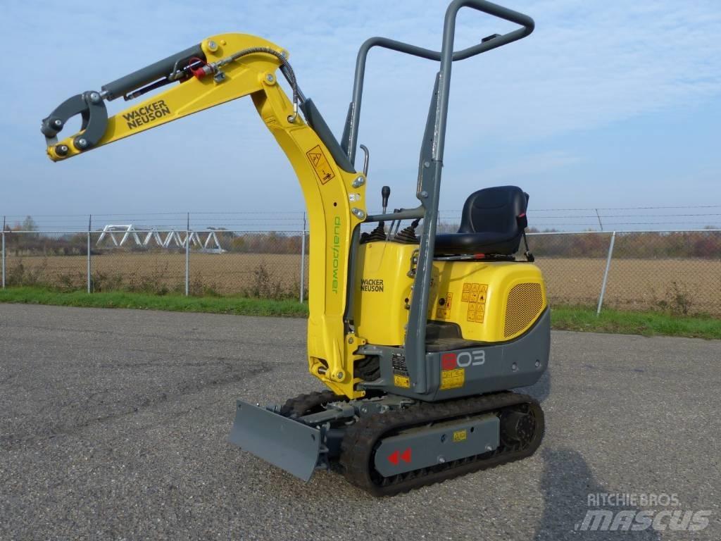 Wacker Neuson 803 Мини-экскаваторы