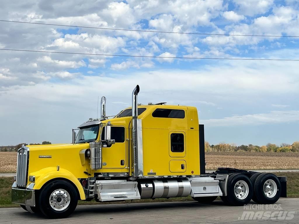 Kenworth W 900 Седельные тягачи