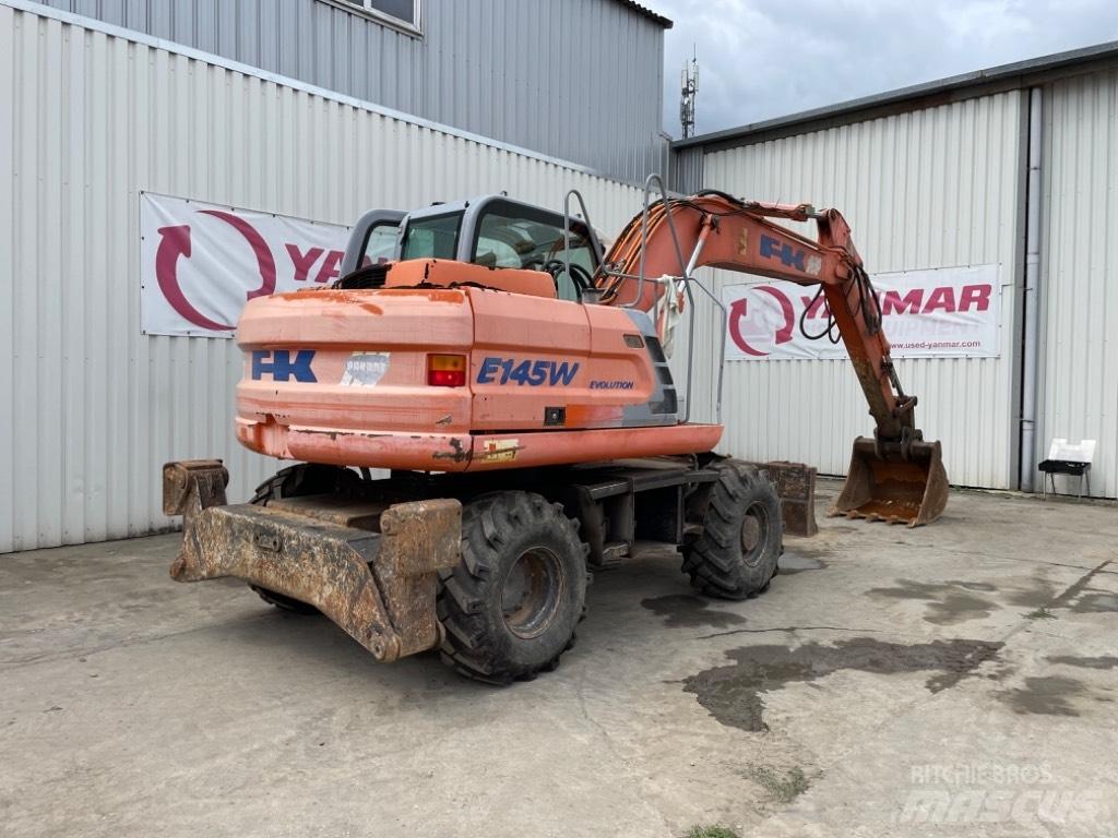 Kobelco E145W Колёсные экскаваторы